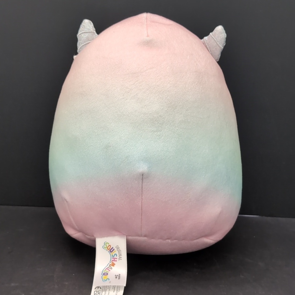 Squishmallows Yara The Yeti Pastel Rainbow Plush Toy. - Picture 4 of 7